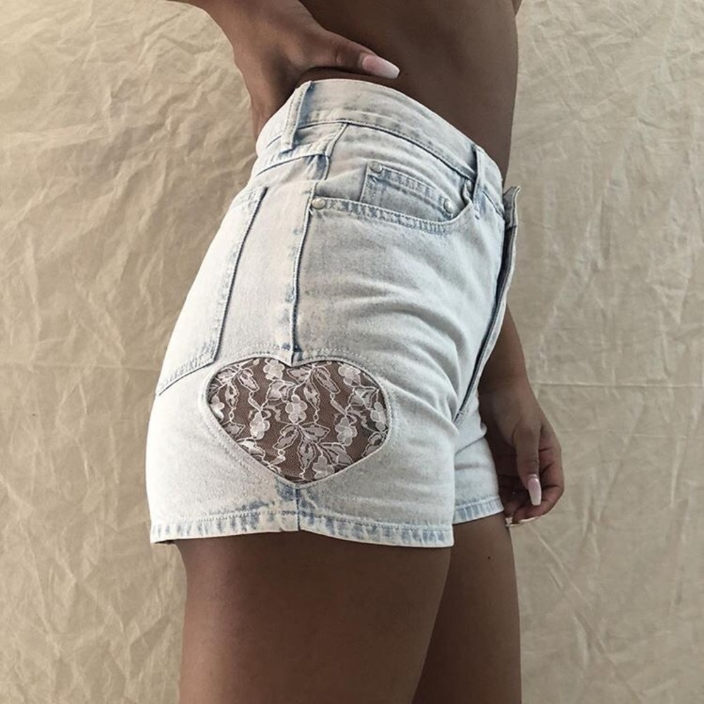 High waisted vintage heart laced shorts